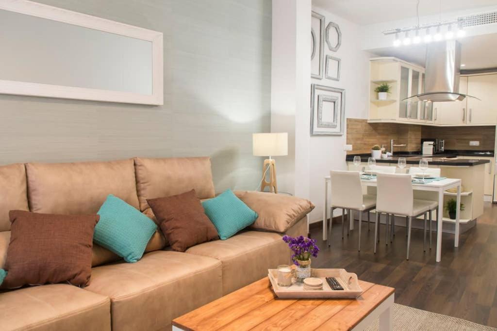 New!!! Luxury City Center & Private Terrace Malaga Exterior photo